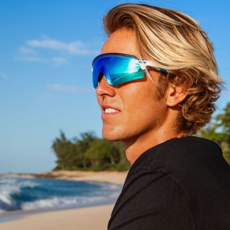 Choosing The Right Running Sunglasses | Stylevore