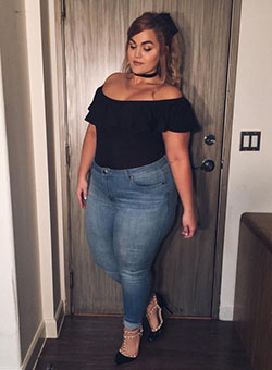 Thick Girl Jeans Outfit For Summer on Stylevore