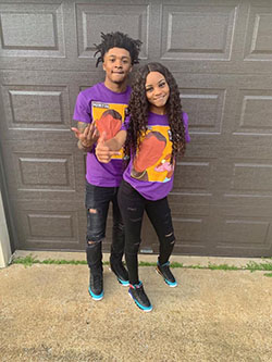 boyfriend and girlfriend matching outfits with jordans