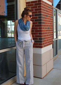 Outfit pantalon de lino mujer | Linen Pant Outfits | Beige And White Outfit,  Linen Pants,