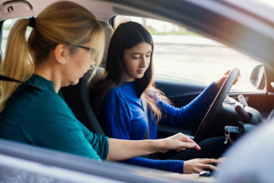 Driving instructor automatic car | justpass