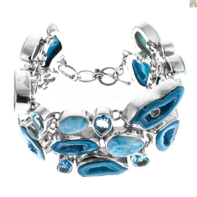 Feels The Sensation Of Summer With Seafoam Agate Bracelet: 
