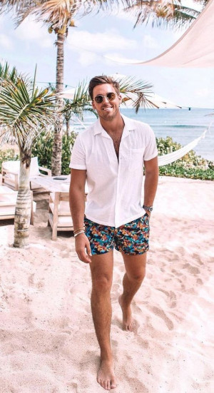 25 Best Men's Beach Outfit Ideas Images in April 2024