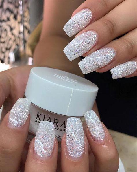 Gorgeous Glitter Nail Ideas for the Holidays… on Stylevore