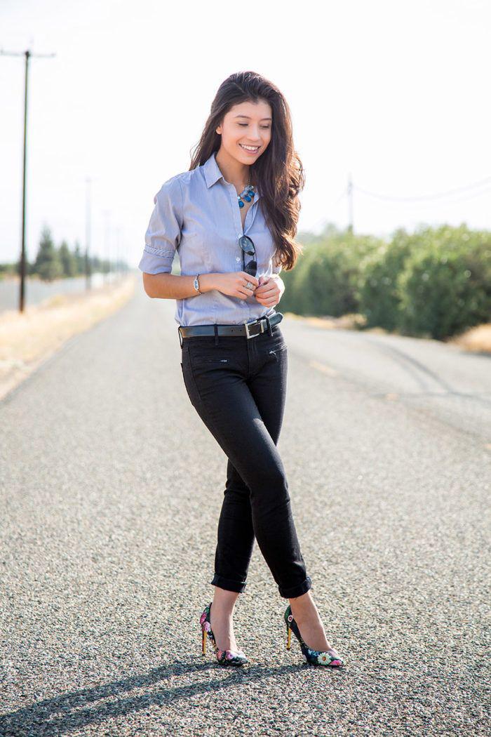 Black Jeans Outfit, Black Jeans With High-heeled shoe, Slim-fit pants on  Stylevore