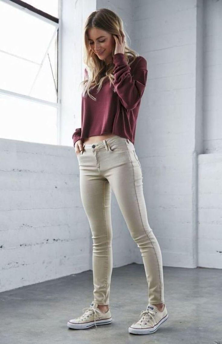 khaki skinny jeans outfit