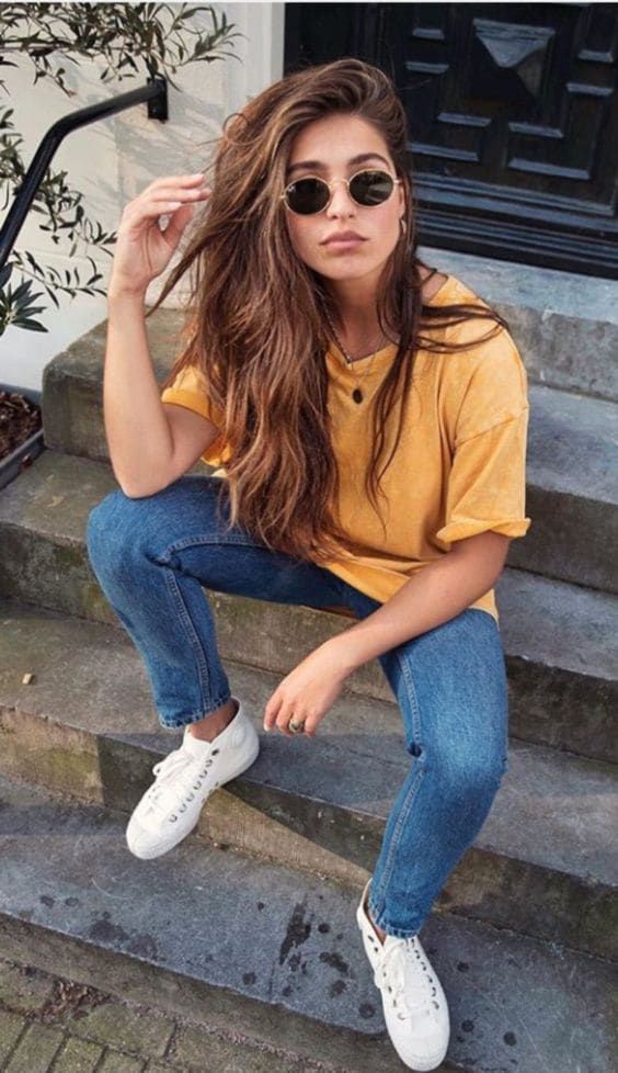 Chic Ways To Wear Yellow Top & Jeans Outfits on Stylevore