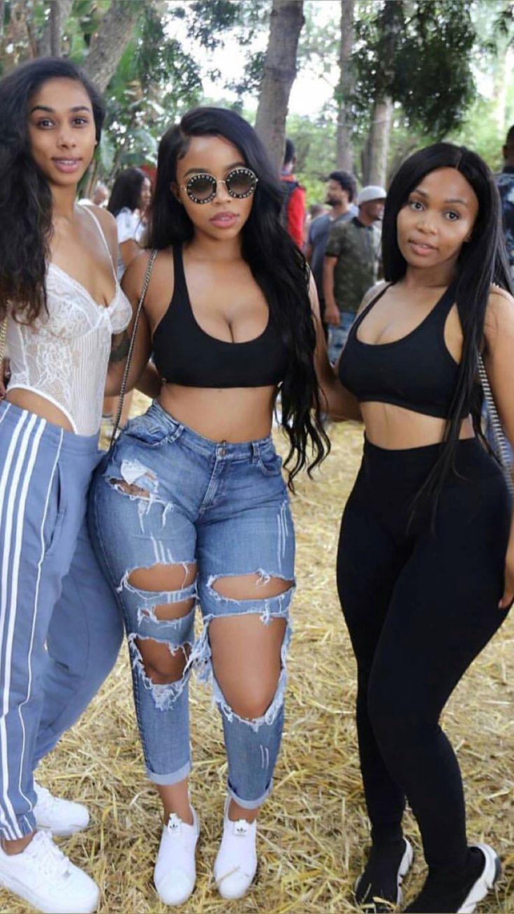 thick girl in high waisted jeans
