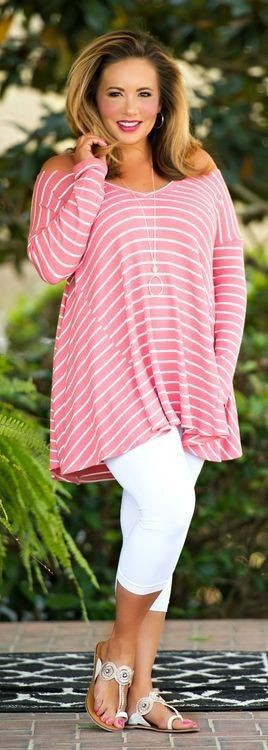 Plus Size Tops To Wear With Leggings | Plus Size Outfit Ideas With ...