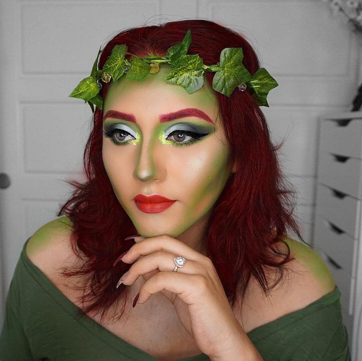 Poison ivy makeup ideas, Eye shadow on Stylevore