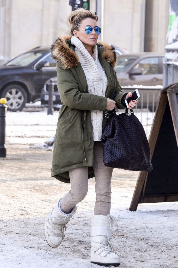 Moon Boots Trend: How To Style And 11+ Outfits