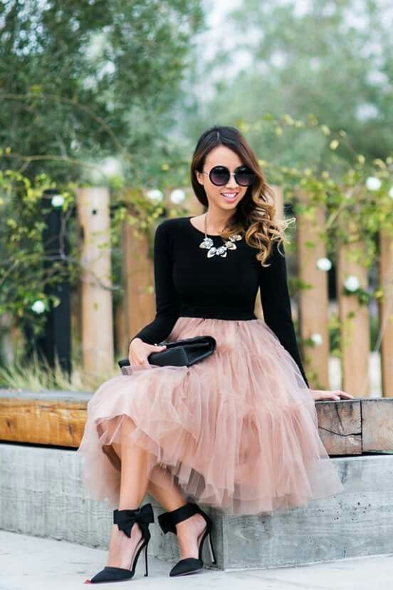 Pink tulle skirt outfit, Ballerina skirt | Birthday Dinner Outfit Ideas ...