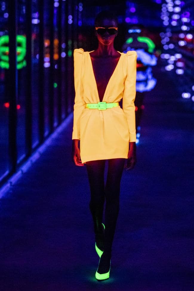 Neon Outfit Ideas Glow In Dark Glow In The Dark Outfit Glow In