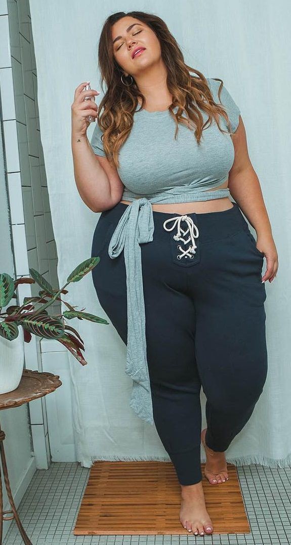 Chubby girls in sweatpants, Nadia Aboulhosn Plus Size Outfits Ideas