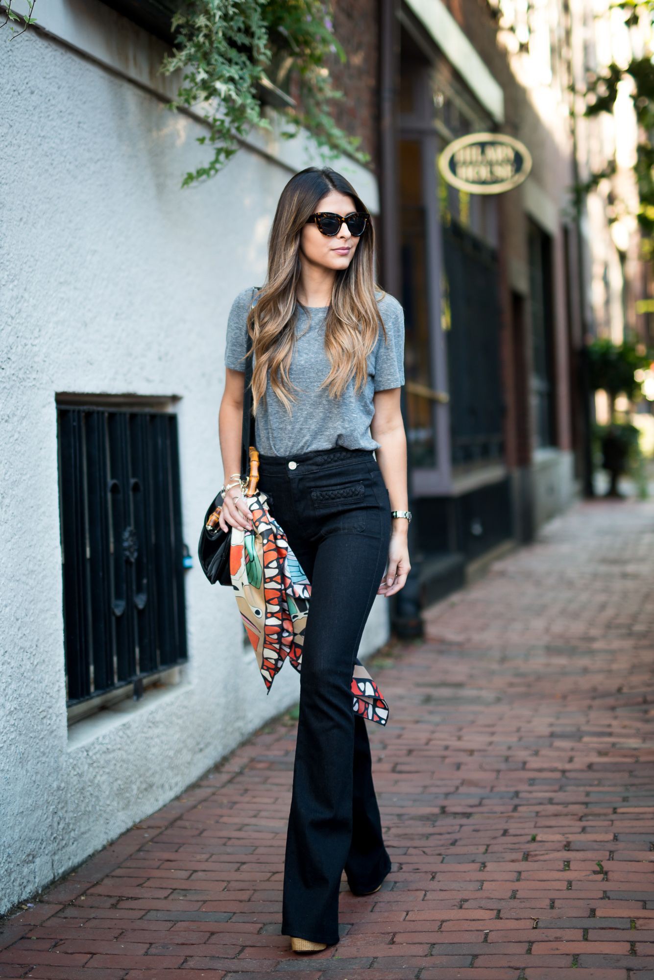 Get Your Groove On: How to Style Black Flare Jeans for an Effortlessly ...