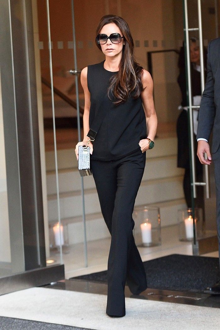 Victoria beckham casual style, Victoria Beckham | Outfits With Bootcut ...