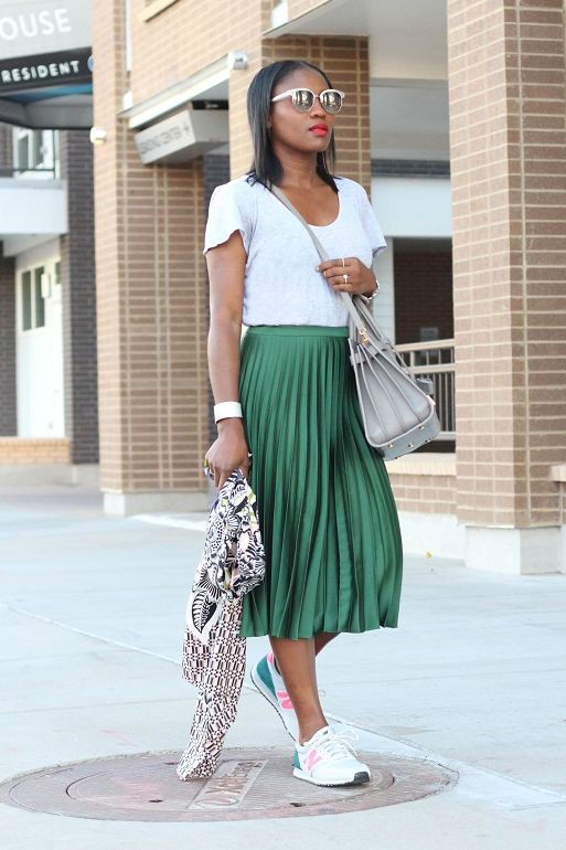 Skirt and sneakers outfit, Casual wear | Outfit With Pleated Skirts ...