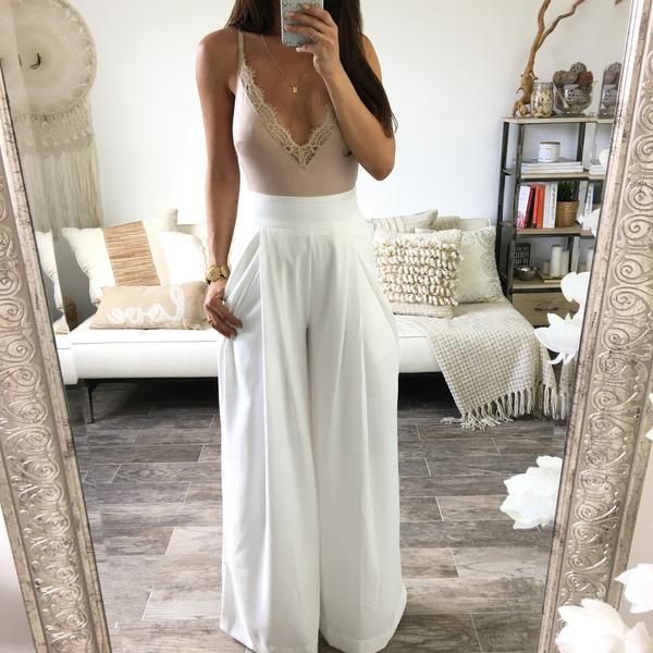 Flowy Pants Outfit, Wedding dress, Cocktail dress | Flowy Pants Outfit |  cocktail dress, pants outfit, Photo shoot