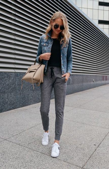 Joggers with denim jacket womens | Jogger Outfit Ideas For Girls ...