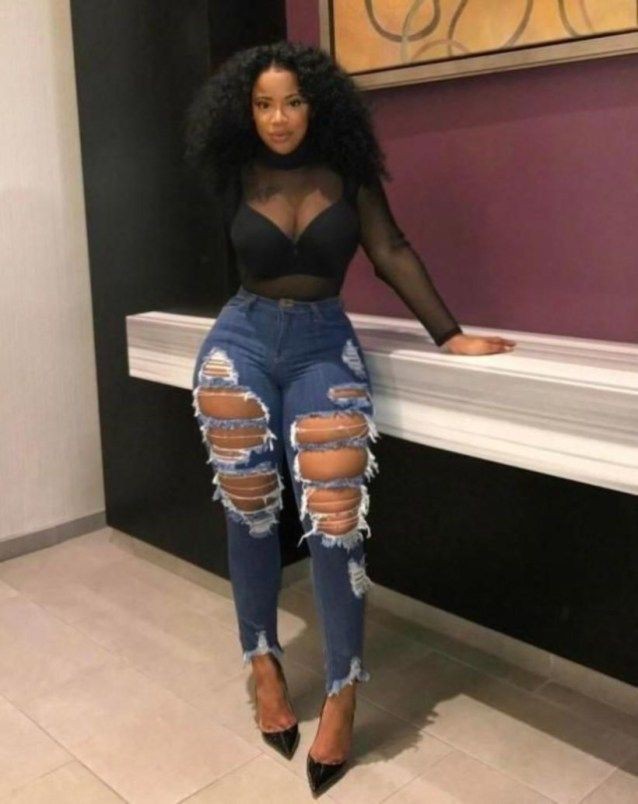 Thick women rip jeans, Slim-fit pants: summer outfits,  Ripped Jeans,  Crop top,  Slim-Fit Pants,  Plus size outfit,  Casual Outfits  