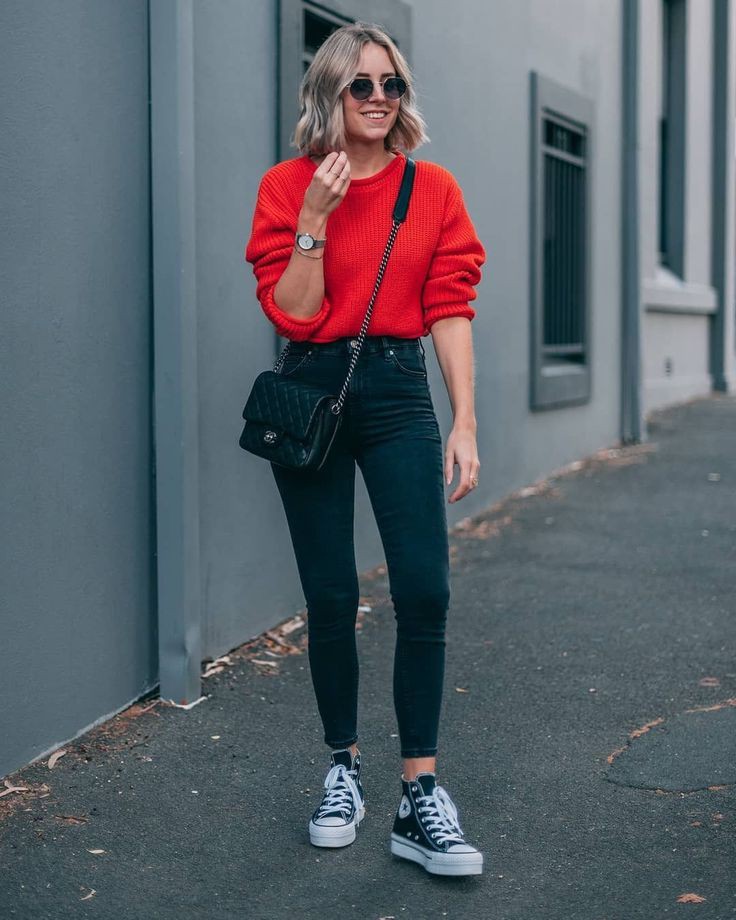 Oversized red sweater with black jeans | Casual Outfits For Short Hair ...