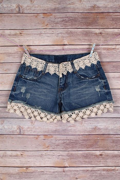 denim and lace outfits