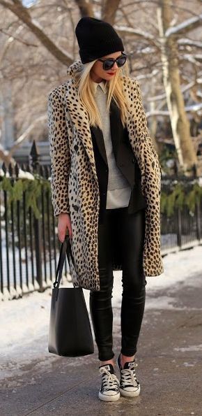 Wear leggings in winter, Animal print | Leather Legging Outfit | Animal  print, Casual wear, Legging Outfits