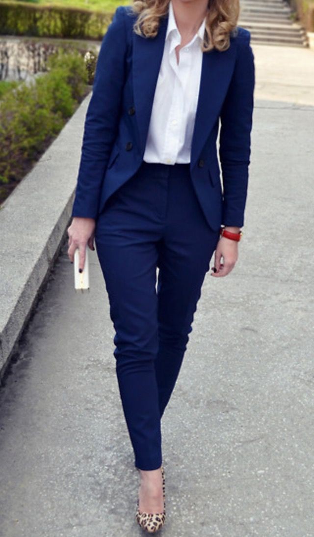 Navy suit cool shirt, Formal wear | Blue Blazer Outfit Women | Blazer Outfit,  Business casual, Casual wear