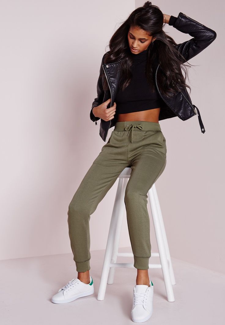 Forever 21 Bottoms Pants and Trousers  Buy Forever 21 Green Solid Wallet  Chain Cargo Joggers Online  Nykaa Fashion