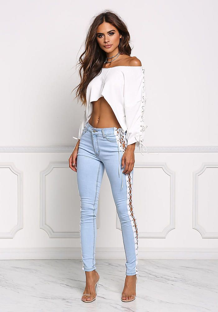 light skinny jeans outfits