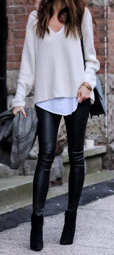 Outfit office invierno | Black legging outfits | Black And White Outfit,  Business casual, Casual wear