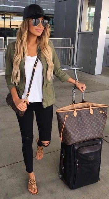 Classy outfit best travel outfits, street fashion, birkin bag, cancún |  Airport Outfits | Airport Outfit Ideas, Birkin bag, Brown Outfit
