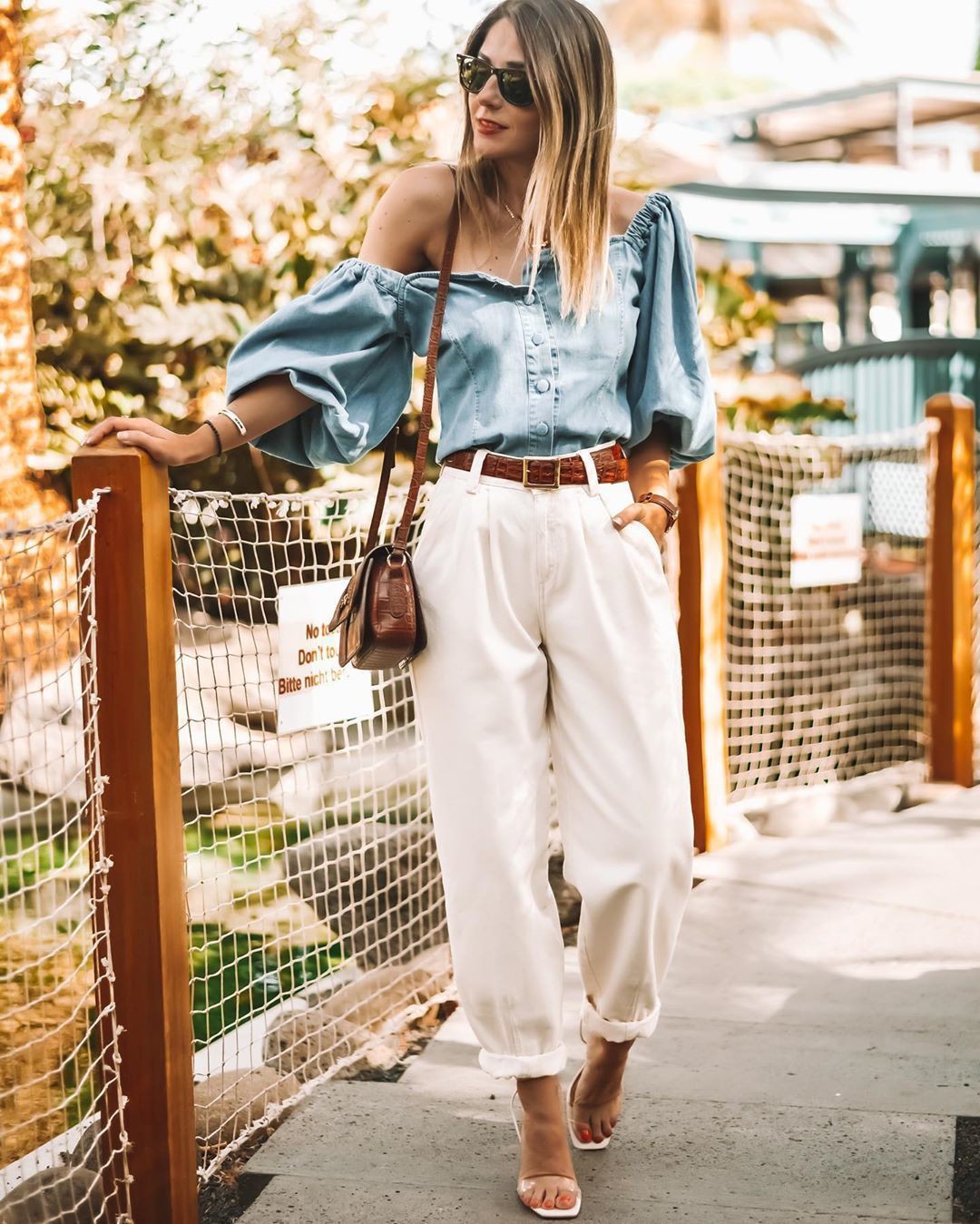 White colour outfit ideas 2020 with trousers, blazer, skirt | Slouchy Pant  Outfits | Slouchy Pants, Street fashion, Twinset Slouchy Jeans