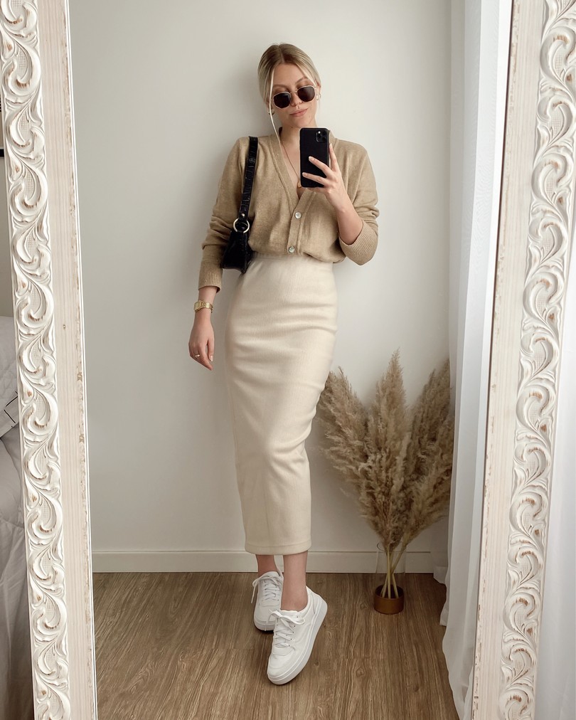 Beige and khaki colour outfit ideas 2020 with vintage clothing, maxi ...