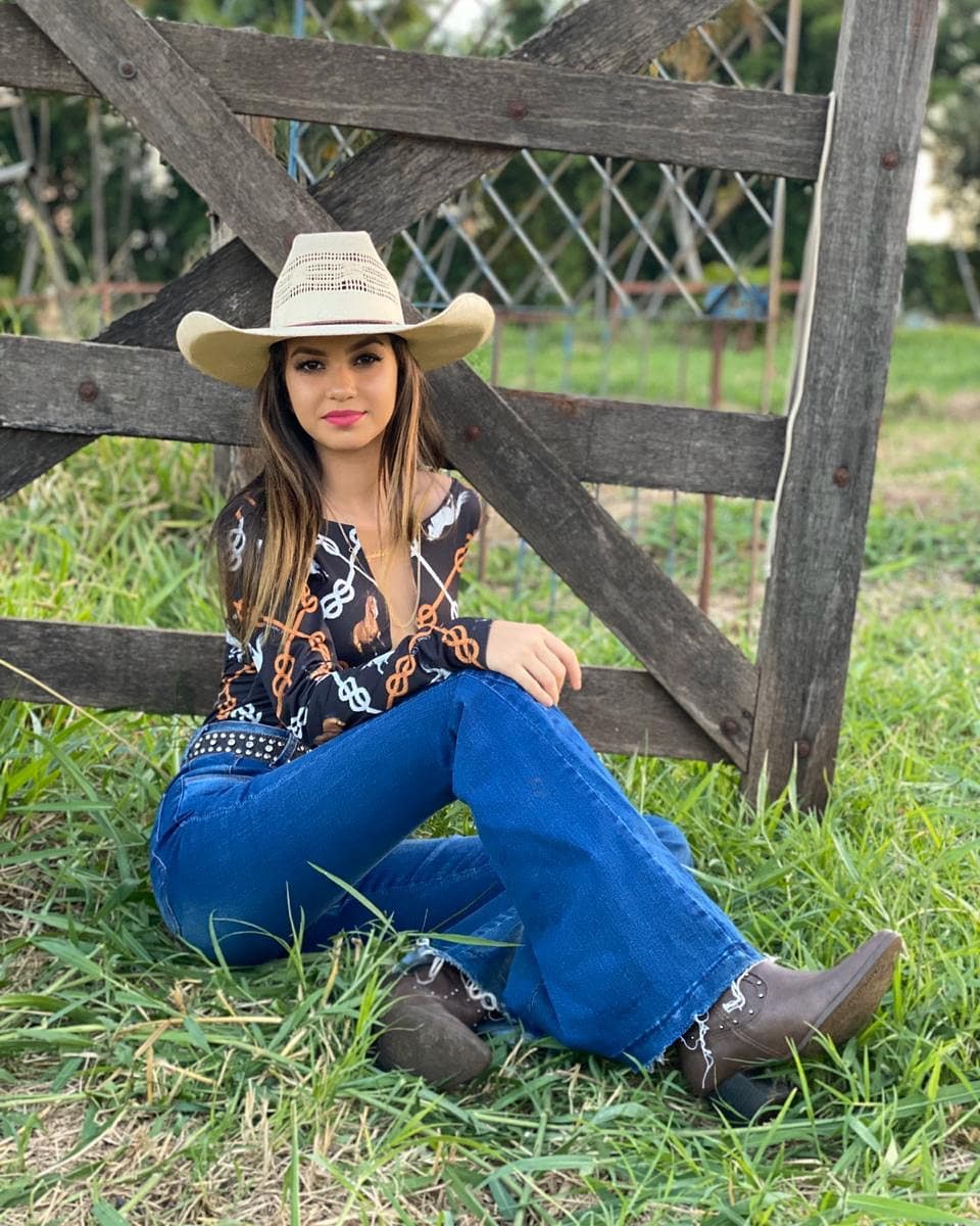denim cowgirl outfit