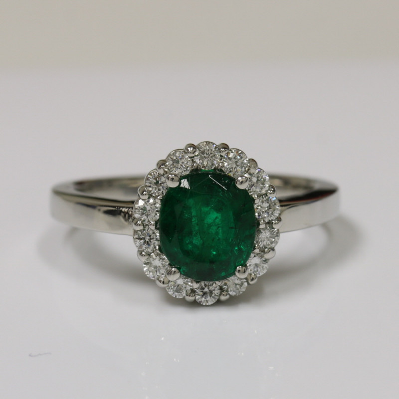 7 Things to Know Before Buying an Emerald Engagement Ring | Gemstone Ring