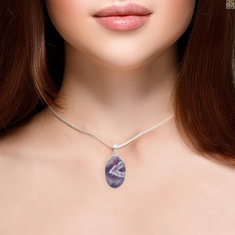 A Plush of Lavender Amethyst Lace Agate Jewelry: 