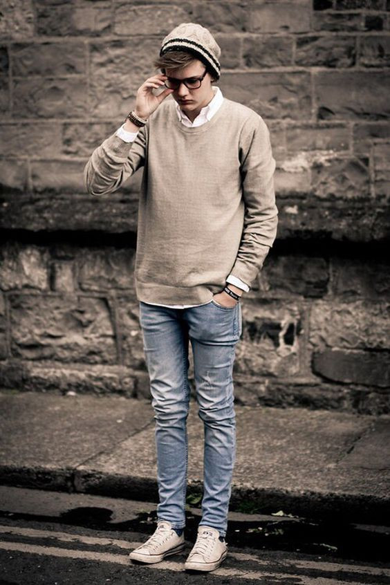 Beige Sweater, Nerd Clothing Ideas With Light Blue Jeans, Grey Converse Outfit Men | Men's style, converse chuck taylor star