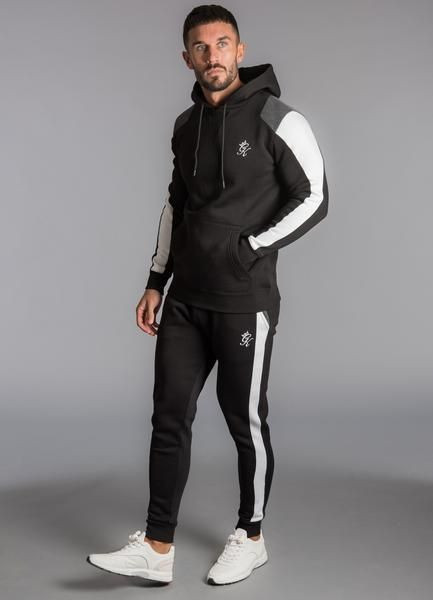 Outfit inspiration with hoodie, t-shirt, trousers, tracksuit
