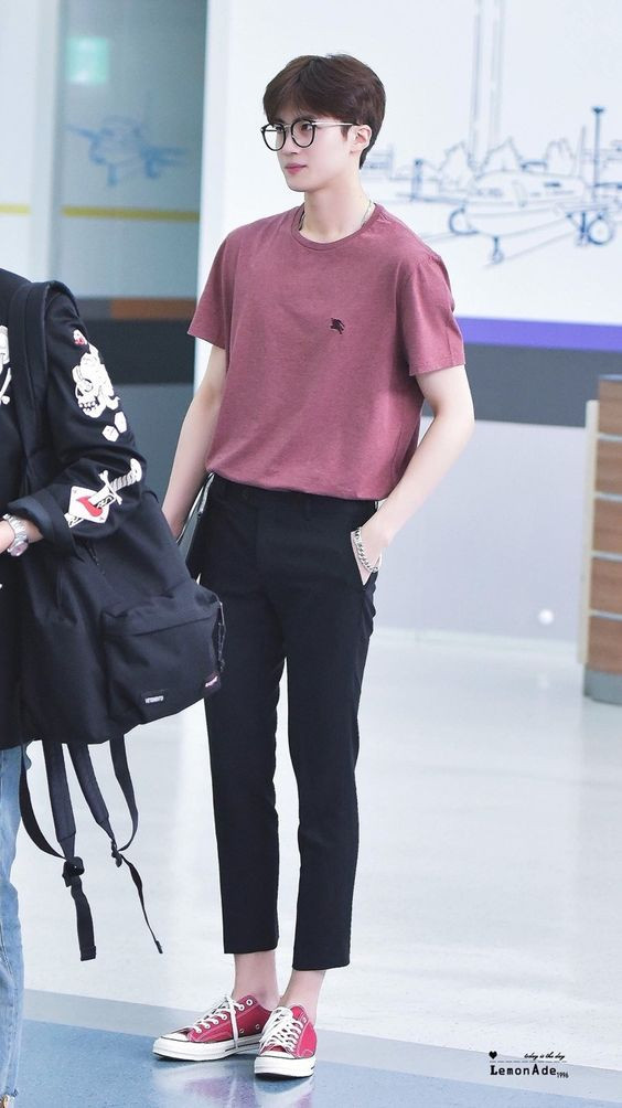 Purple And Violet T-shirt, Men's Pastel Ideas With Dark Blue And Navy Suit  Trouser, Airport Fashion Men Kpop | Pop music, korean idol, men's style