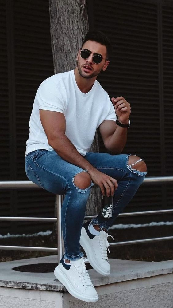 29 Best Men's Ripped Jeans Outfit Ideas Images in December 2023