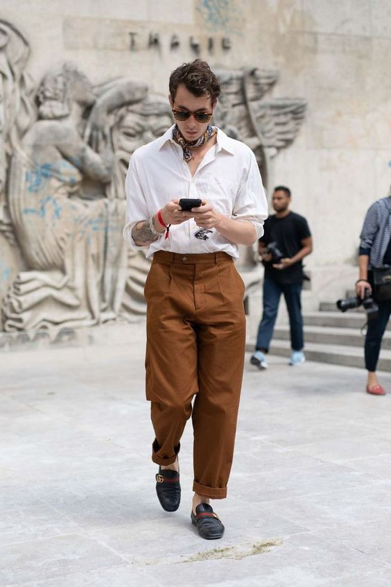 Brown Pant, Men's Fashion Trends With White Shirt, Paris Fashion Week Mens  Street Style | Men's style, street style, fashion week, public space, men's  clothing, paris fashion week, new york fashion week