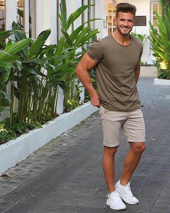 Green T shirt Men s Summer Clothing Ideas With Beige Denim Short 