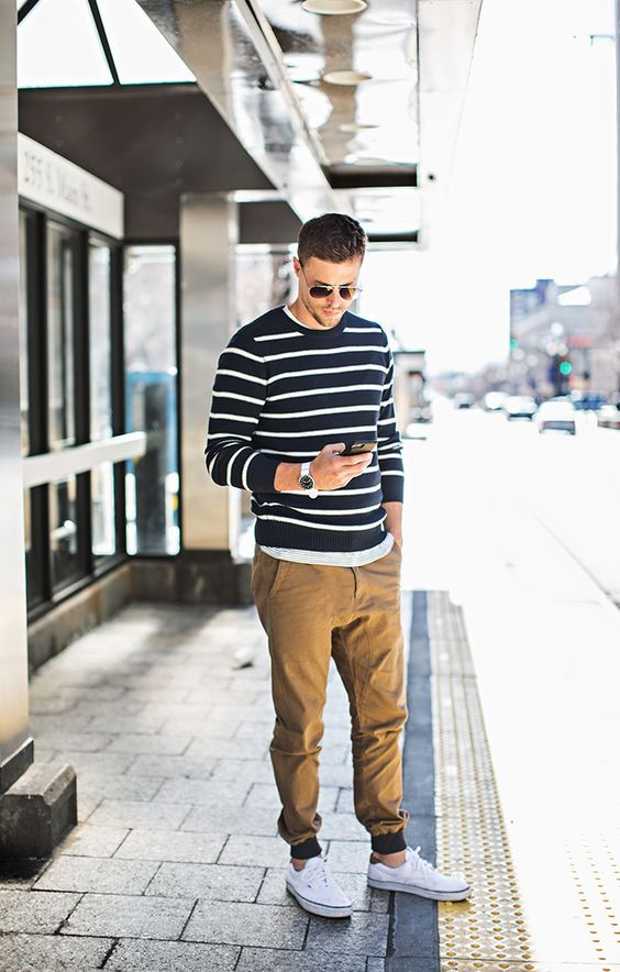 Sweater, Full Sleeve Fashion Outfits With Brown Casual Trouser, Jogger Men Outfit: 